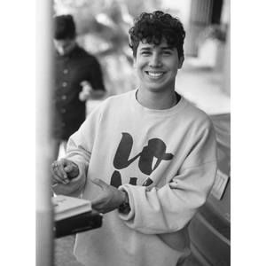 Meet your Posher, Gabriel